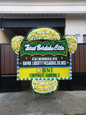Papan Bunga Duka di Pangkalan Kerinci